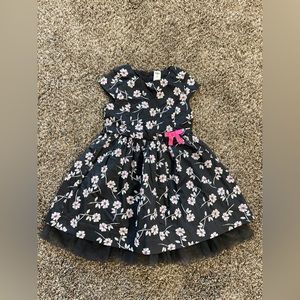 Carters floral print dress size 5t. Never worn no tags